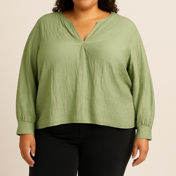 Vince Green Crinkle Double V-Neckline Blouse - Picture 1 of 8